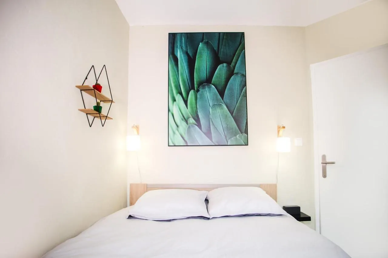 City Center Nest - Private Flats Annemasse