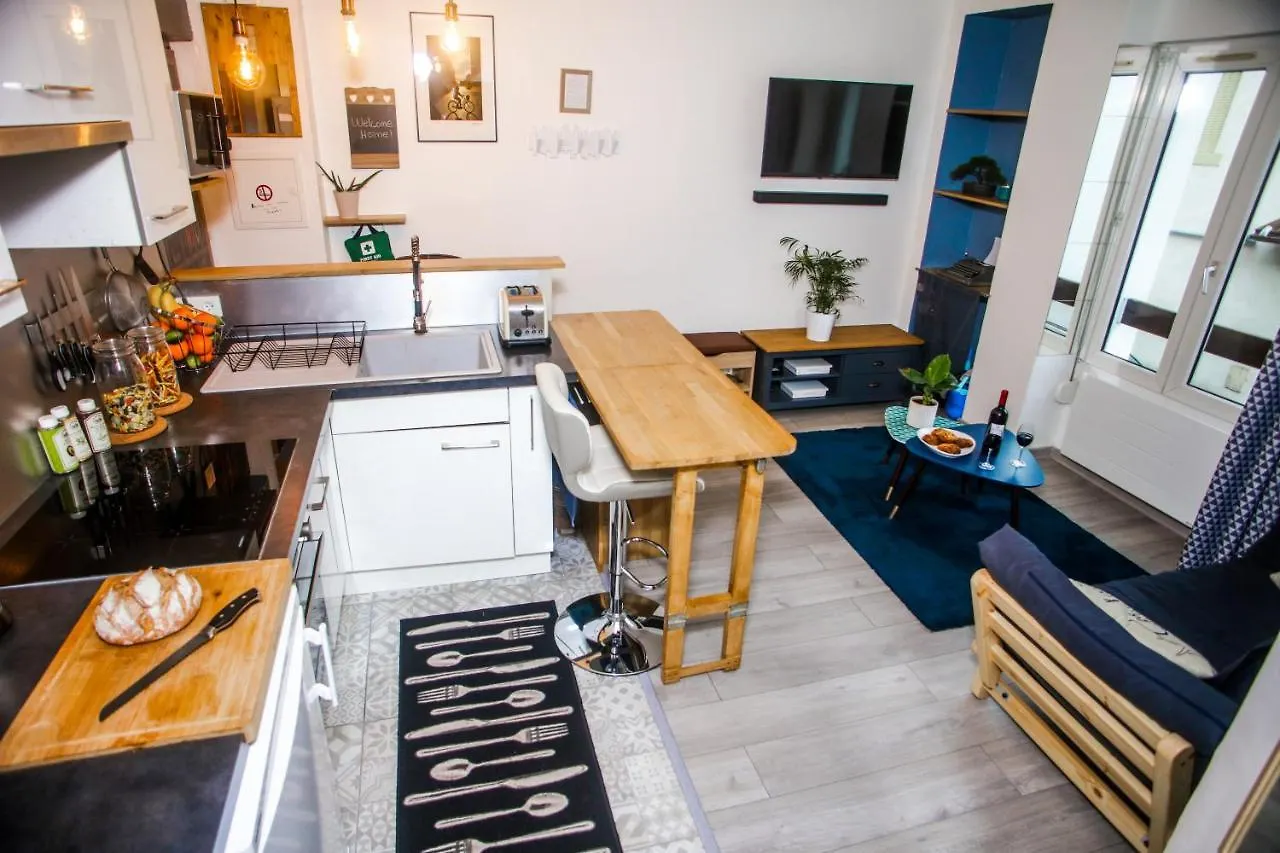 City Center Nest - Private Flats Annemasse 0*,